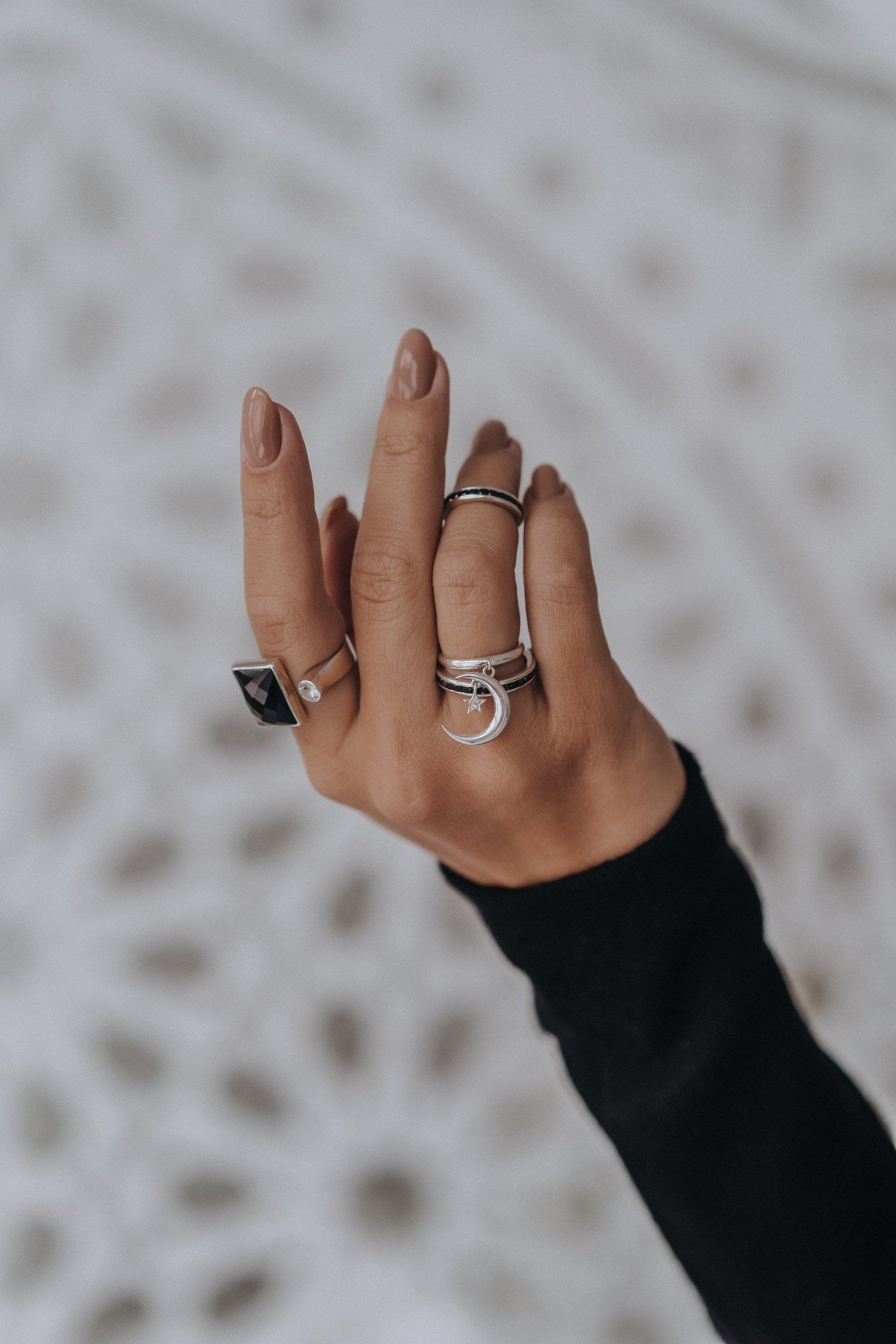 Black Zircon Line Ring