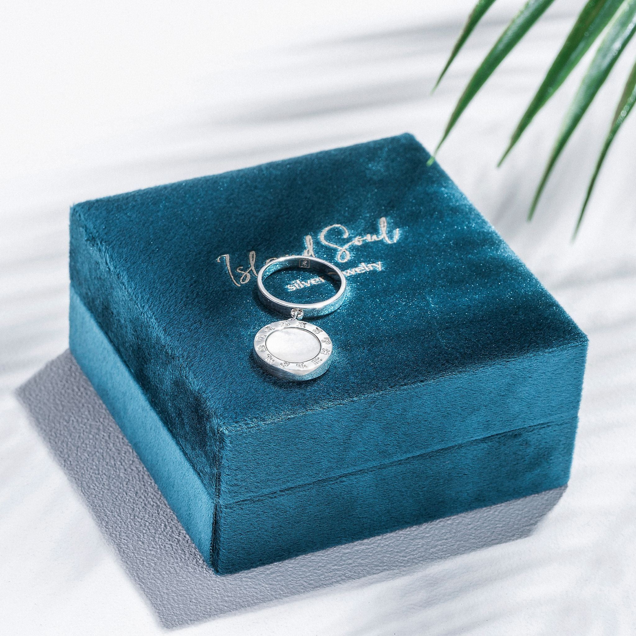 Zodiac Medallion Ring