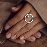 Sphere Ring With White Topaz