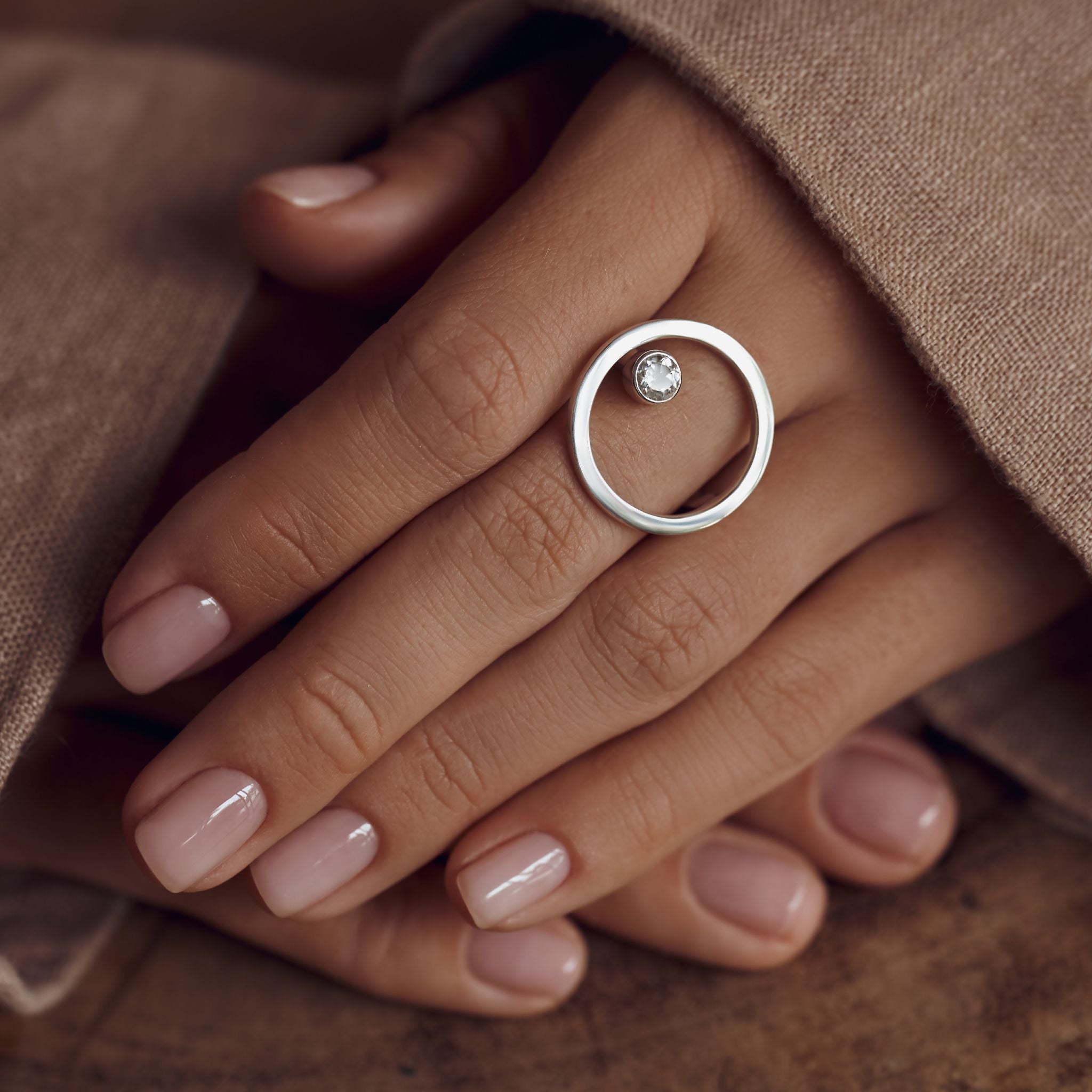 Sphere Ring With White Topaz