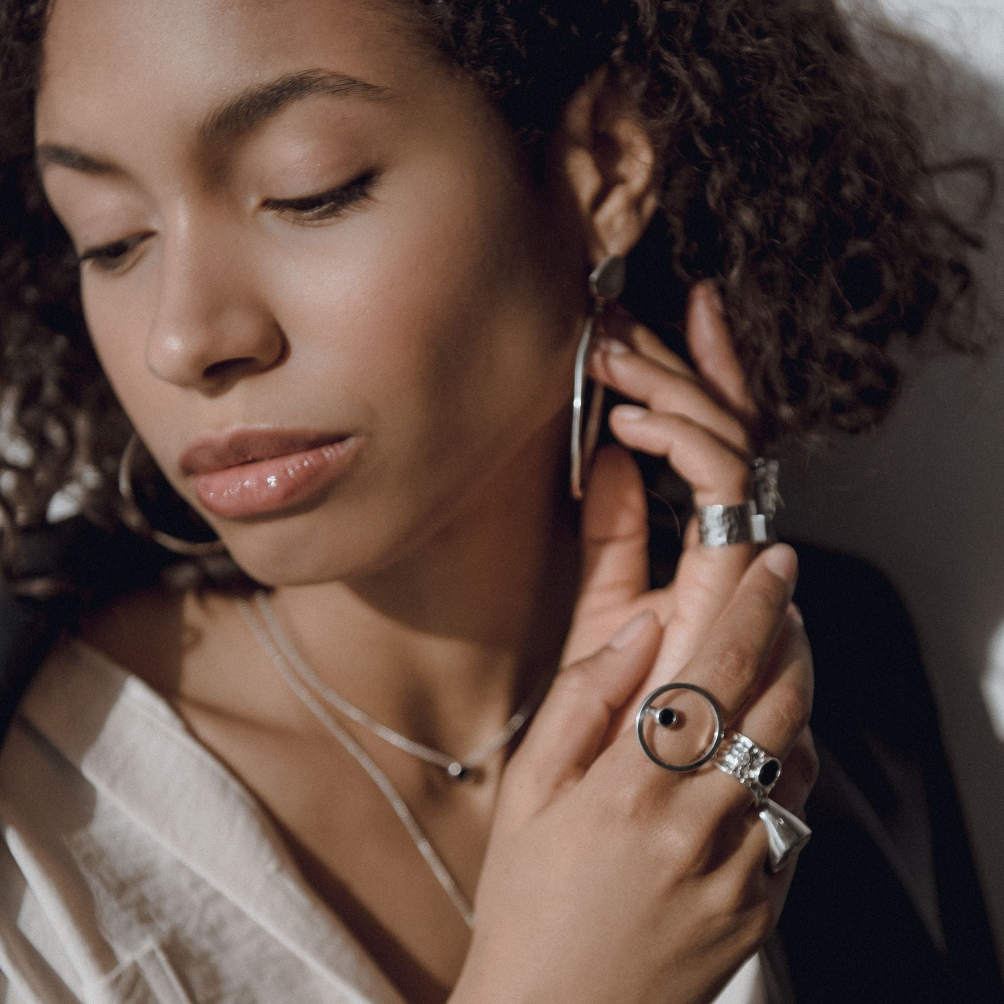Sphere Ring With Black Zircon