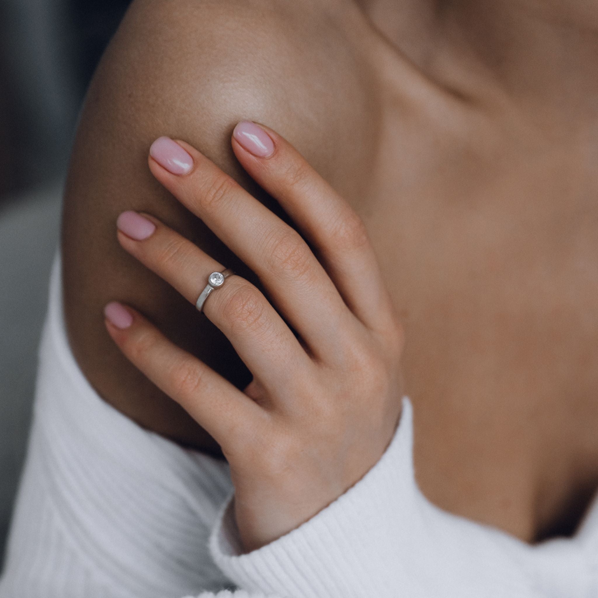 Phalanx Ring with Round White Zircon Plain